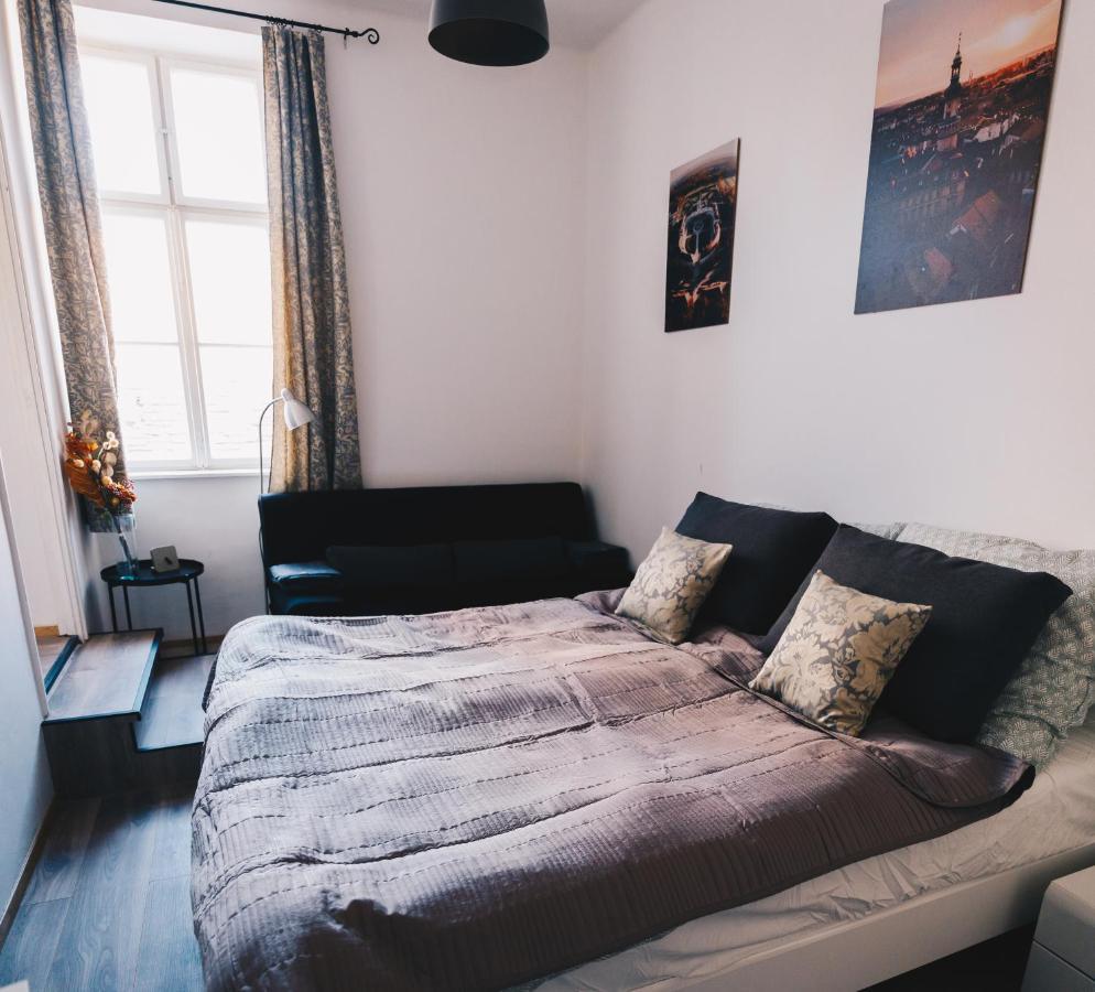 דירות סופרון Studio77 Apartman מראה חיצוני תמונה